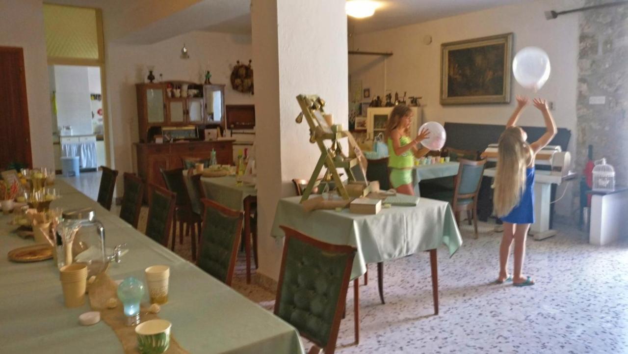Guesthouse Lidija Sutivan Bagian luar foto