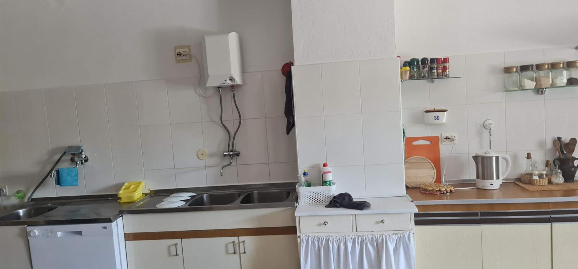 Guesthouse Lidija Sutivan Bagian luar foto