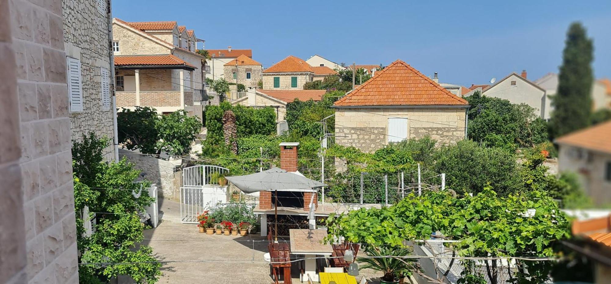 Guesthouse Lidija Sutivan Bagian luar foto