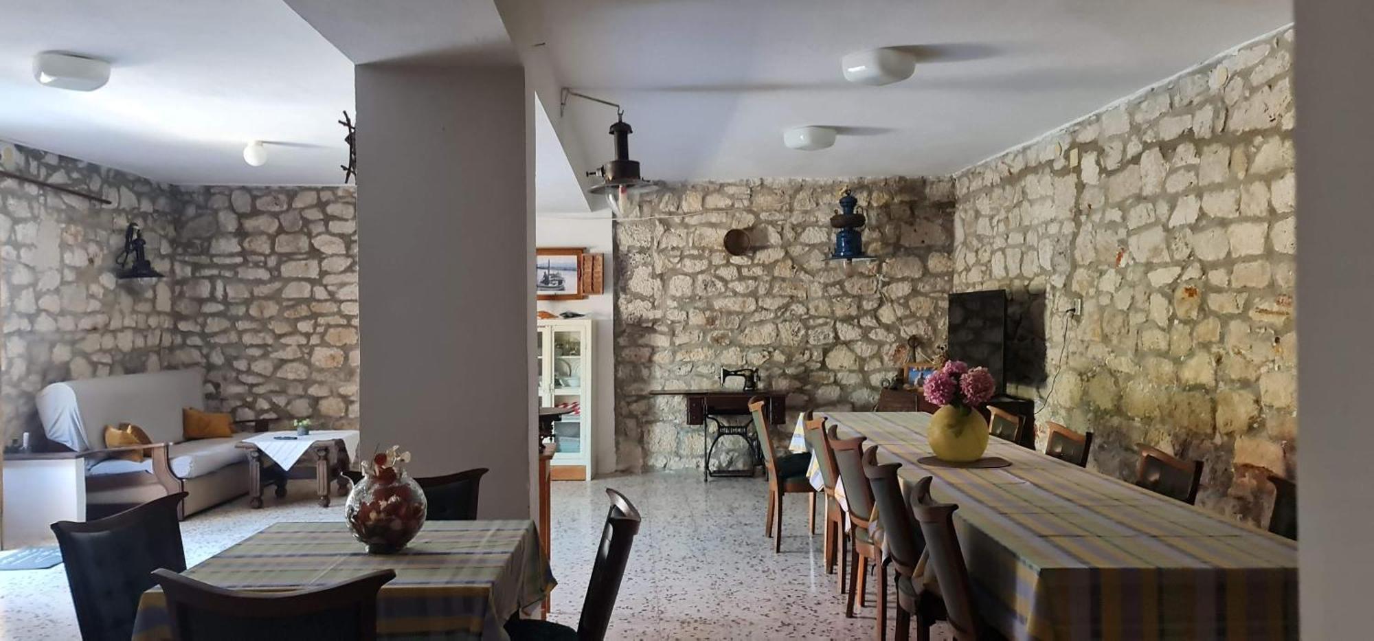 Guesthouse Lidija Sutivan Bagian luar foto