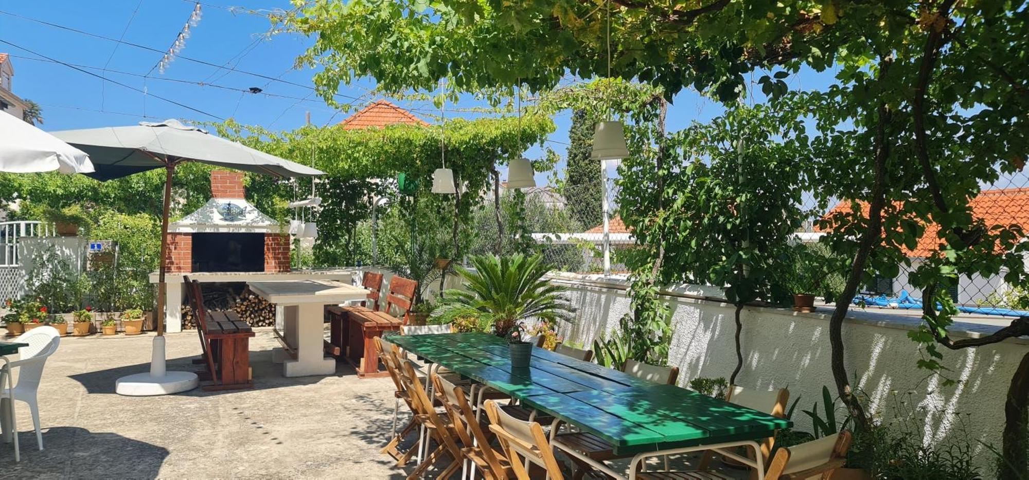 Guesthouse Lidija Sutivan Bagian luar foto