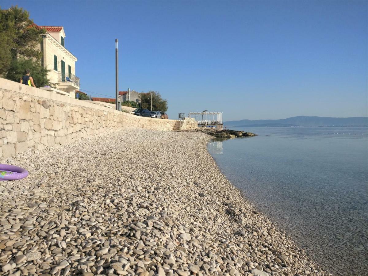 Guesthouse Lidija Sutivan Bagian luar foto